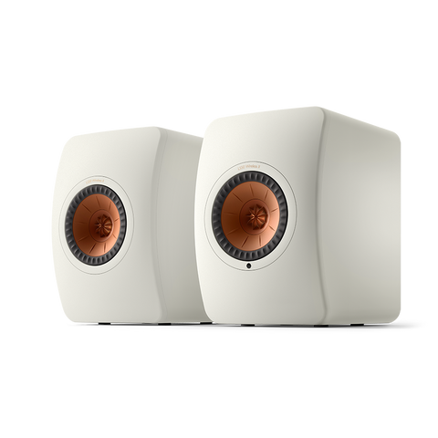 KEF LS50 Wireless II, finisaj Mineral White, vedere din față și lateral