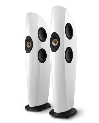 KEF Blade One Meta, finisaj Arctic White / Champagne, vedere din față și lateral