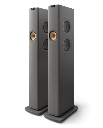 KEF LS60 Wireless, finisaj Titanium Grey, vedere din față și lateral