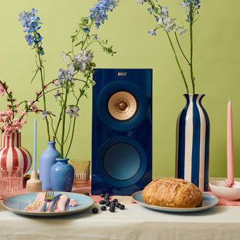 Pachet PROMO Boxe de raft KEF R3 META + Streamer Cambridge Audio EXN100 + Amplificator integrat Cambridge Audio EXA100