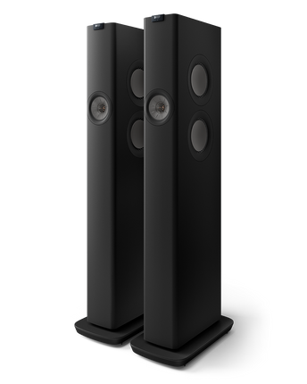 KEF LS60 Wireless, finisaj Carbon Black, vedere din față și lateral