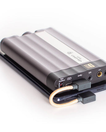 iFi Audio USB-C - USB-C OTG 90 градусов кабел
