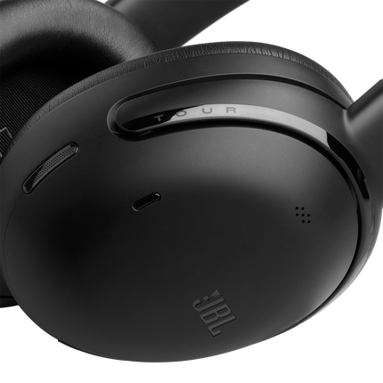 Безжични слушалки JBL Tour One M3, черни, детайл на повърхността на чашката