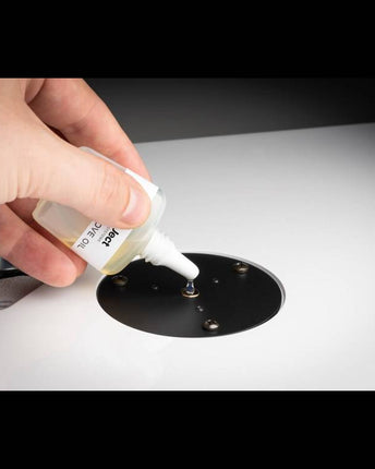 Pro-Ject Lube It - специално масло за смазване на нереверсивни лагери