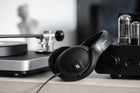 Pachet PROMO Amplificator casti iFi Audio GO bar Kensei + Casti Hi-Fi Sennheiser HD 560S
