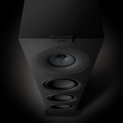 KEF Q11 Meta, finisaj Satin Black, fotografie în ambient, vedere de sus