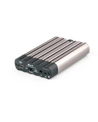 iFi Audio xCAN усилвател за слушалки