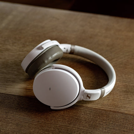 Безжични слушалки SENNHEISER HD 450BT, шумопотискане