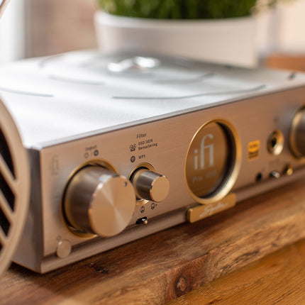 DAC с усилвател за слушалки iFi Audio Pro iDSD Signature